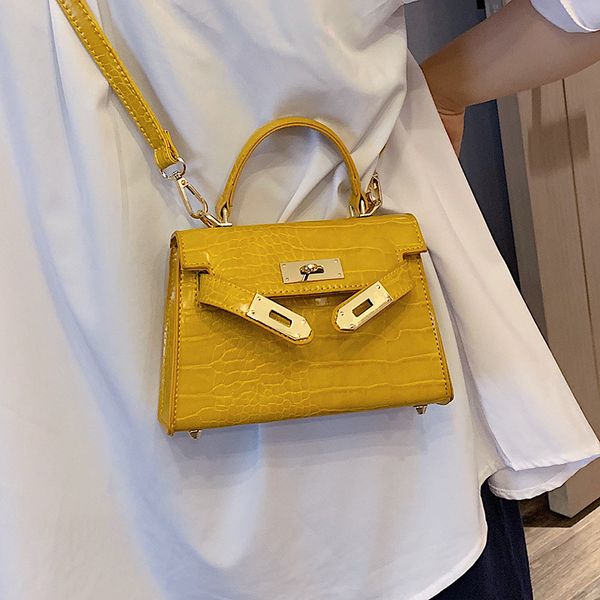 small bag women 2020 new high-end sense small pu leather handbag fashion summer fresh ins messenger bag
small bag women 2020 new high-end sense small pu leather handbag fashion summer fresh ins messenger bag