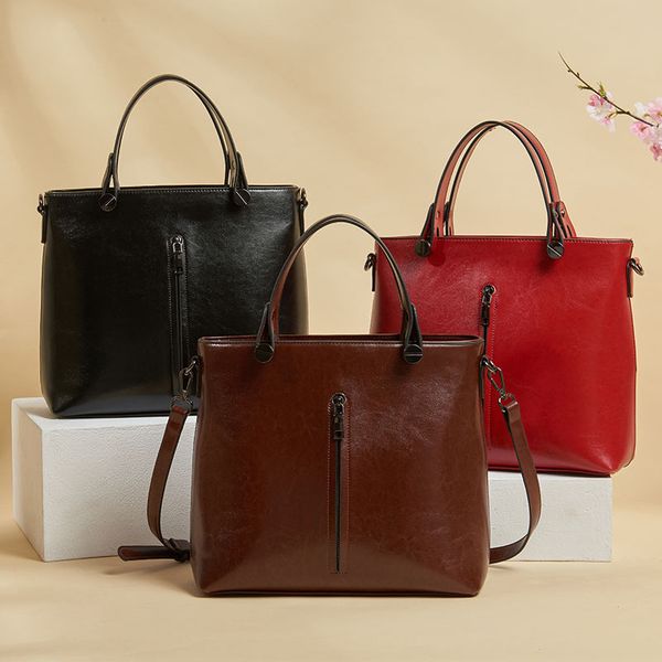 2020 new genuine leather women's casual shoulder bag fashion messenger bag women's handbag
2020 new genuine leather women's casual shoulder bag fashion messenger bag women's handbag