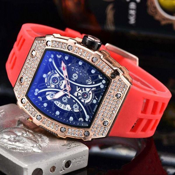 2020 mens fashion large dial quartz watch luxury men's diamond inlay calendar clock rubber strap sport business watches creative gifts, Slivery;brown
2020 mens fashion large dial quartz watch luxury men's diamond inlay calendar clock rubber strap sport business watches creative gifts, Slivery;brown