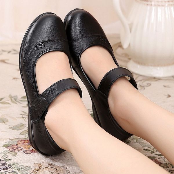 new cow genuine leather women shoes woman flats singles shoes shallow mouth mary jane flat soft sole mother casual, Black
new cow genuine leather women shoes woman flats singles shoes shallow mouth mary jane flat soft sole mother casual, Black