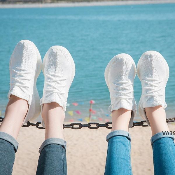 2020 kanye west cream white summer pink gid clay black static clay zebra running shoes men women v2 sneakersva39
2020 kanye west cream white summer pink gid clay black static clay zebra running shoes men women v2 sneakersva39