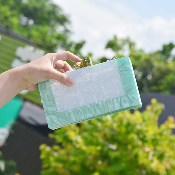 ins acrylic evening bag women messenger bags fashion luxury geometric lattice patchwork handbag party prom clutch wedding bag
ins acrylic evening bag women messenger bags fashion luxury geometric lattice patchwork handbag party prom clutch wedding bag