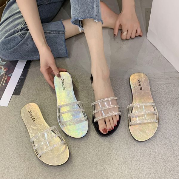 2020 spring and summer new transparent pvc sandals female fashion korean word outer wear leisure flat rhinestone slippers batch, Black
2020 spring and summer new transparent pvc sandals female fashion korean word outer wear leisure flat rhinestone slippers batch, Black