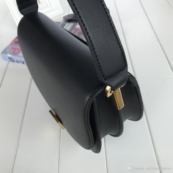2019 new design lady handbags women bags genuine leather nice quality nice hardware #8027
2019 new design lady handbags women bags genuine leather nice quality nice hardware #8027