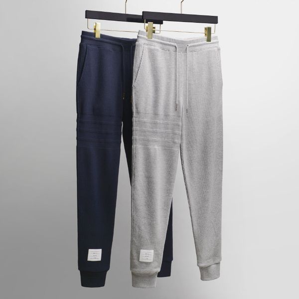 2020 fashion tb brand tracksuit bottoms mens casual pencil cotton sweatpants men joggers pants spring sports trousers, Black
2020 fashion tb brand tracksuit bottoms mens casual pencil cotton sweatpants men joggers pants spring sports trousers, Black
