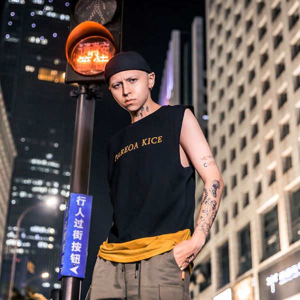 japanese-style street popular brand eagle printed men' sleeveless waistcoat teenager men' and women' loose-fit sleeveless, White;black
japanese-style street popular brand eagle printed men' sleeveless waistcoat teenager men' and women' loose-fit sleeveless, White;black