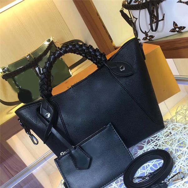 m53938 v hina brand fashion women luxury designer handbags genuine leather purses crossbody messenger shoulder bag
m53938 v hina brand fashion women luxury designer handbags genuine leather purses crossbody messenger shoulder bag