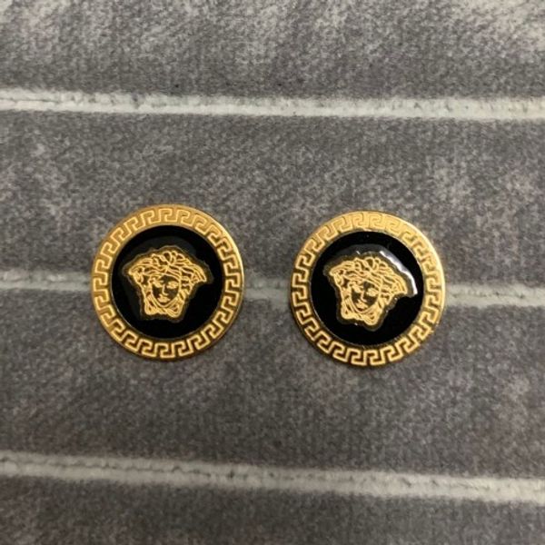New fa hion jewelry men tainle teel titanium gold ro e gold ilver love tud earring for women men gold wedding ring
New fa hion jewelry men tainle teel titanium gold ro e gold ilver love tud earring for women men gold wedding ring