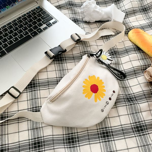 net red canvas small bag female 2020 new korean fashion popular girl chest bag ins wild messenger
net red canvas small bag female 2020 new korean fashion popular girl chest bag ins wild messenger