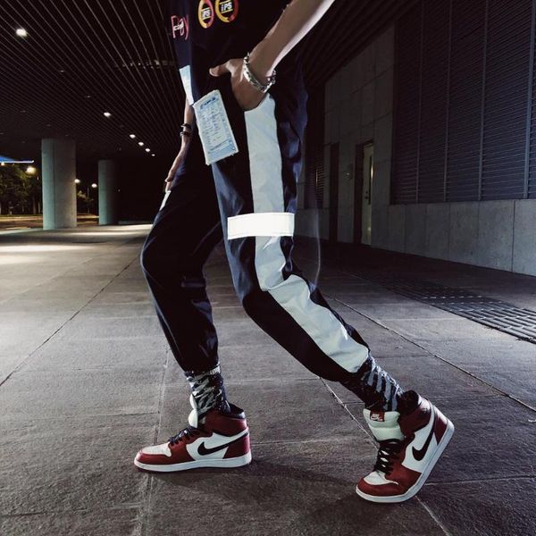 лето новый мода мужская спортивная одежда брюки отражают свет лента jogger брюки streetwear хип-хоп брюки casual грузов, Black
лето новый мода мужская спортивная одежда брюки отражают свет лента jogger брюки streetwear хип-хоп брюки casual грузов, Black