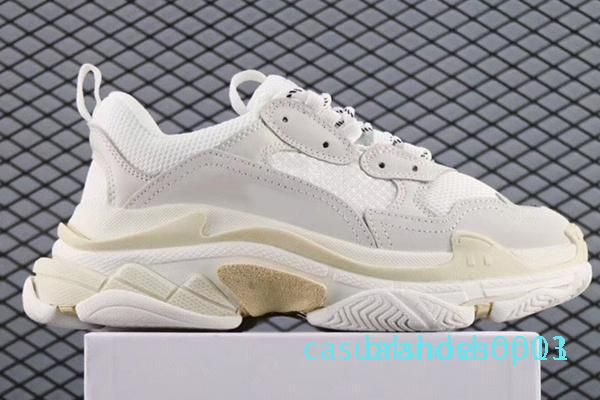 2020 fashion crystal bottom paris 17fw triple s mens designer sneakers vintage dad platform women luxury casual shoes trainers c13, Black
2020 fashion crystal bottom paris 17fw triple s mens designer sneakers vintage dad platform women luxury casual shoes trainers c13, Black