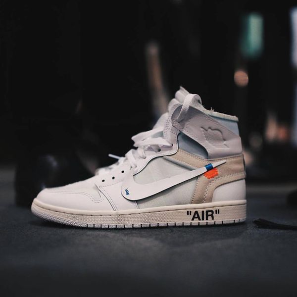 off whìte x nìke air jordán 1 custom basketball shoes fragment luxury design aj 1 chicago white unc retro sneakers mens trainers sport shoes
off whìte x nìke air jordán 1 custom basketball shoes fragment luxury design aj 1 chicago white unc retro sneakers mens trainers sport shoes