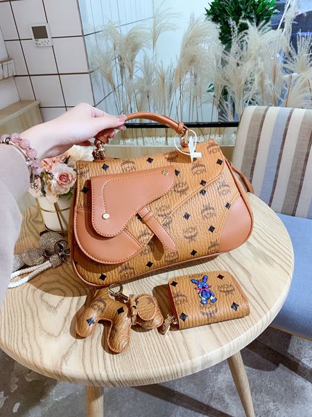 2020 новые дизайнерские сумки mcm fashion bag кожаные наплечные сумки cross body сумки сумочка кошелек клатч рюкзак кошелек 0055
2020 новые дизайнерские сумки mcm fashion bag кожаные наплечные сумки cross body сумки сумочка кошелек клатч рюкзак кошелек 0055