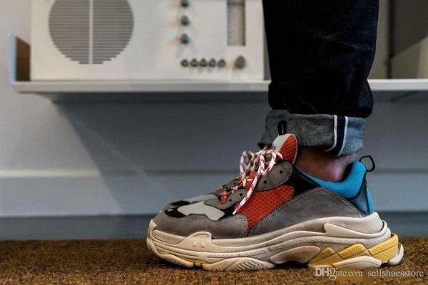 fashion paris 17fw shoes sneaker triple s casual luxury dad shoes xams designer for men's women beige black sports tennis shoes 36-45
fashion paris 17fw shoes sneaker triple s casual luxury dad shoes xams designer for men's women beige black sports tennis shoes 36-45