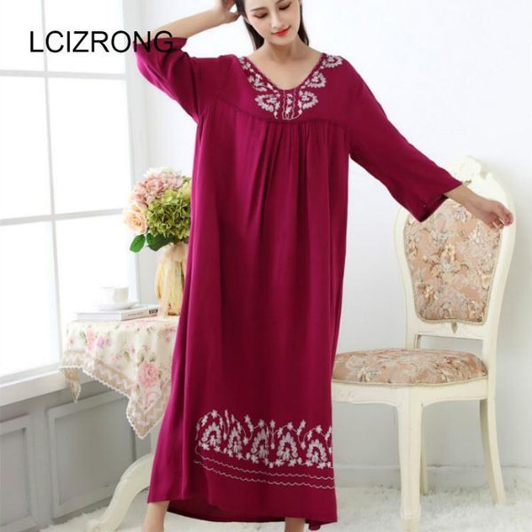 new loose embroidery women night dress oversize flower home dress sleepwear female long lingerie girl mom nightgowns xxl, Black;red
new loose embroidery women night dress oversize flower home dress sleepwear female long lingerie girl mom nightgowns xxl, Black;red