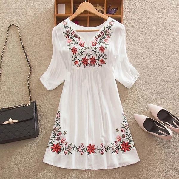 ladies designer women blouse summer women mexican embroidered floral peasant blouse tunic boho hippie clothes blusa feminina, White
ladies designer women blouse summer women mexican embroidered floral peasant blouse tunic boho hippie clothes blusa feminina, White