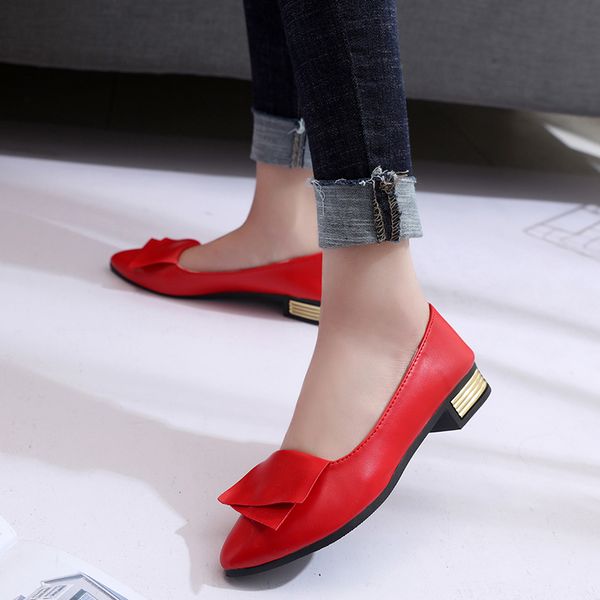 2020 woman's leather flat shoes pointed toe with low heels loafers cowhide spring shoes women flats fold leather u19-74, Black
2020 woman's leather flat shoes pointed toe with low heels loafers cowhide spring shoes women flats fold leather u19-74, Black