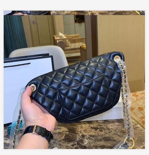 новый ремешок черный нейлон messenger vintage man наклонный одно плечо сумка мужчины и женщины кошельки ткань высокое качество мода женский
новый ремешок черный нейлон messenger vintage man наклонный одно плечо сумка мужчины и женщины кошельки ткань высокое качество мода женский