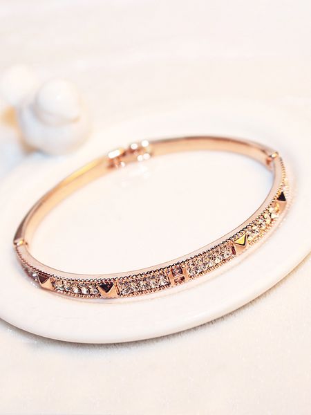 super glittering new fashion ins luxury designer simple exquisite diamond rose gold bangle bracelet for woman girls 18cm clasp closure, Black
super glittering new fashion ins luxury designer simple exquisite diamond rose gold bangle bracelet for woman girls 18cm clasp closure, Black
