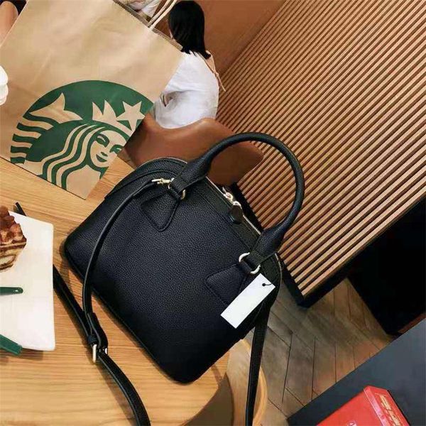designer handbags good quality women designer bags fashion totes shoulder crossbody designer purses luxury ladies bag
designer handbags good quality women designer bags fashion totes shoulder crossbody designer purses luxury ladies bag