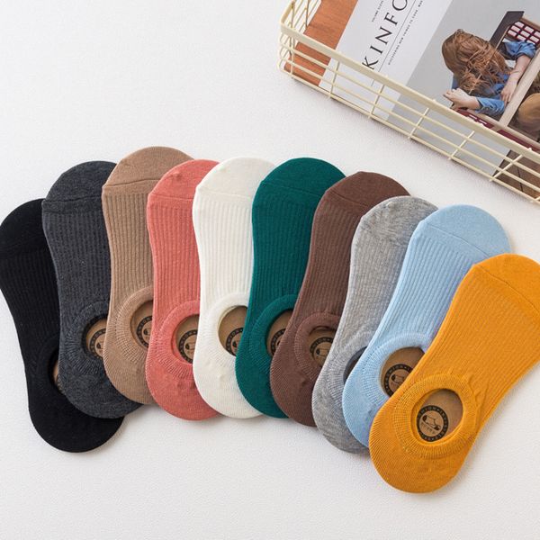 5 pairs set candy color striped women socks solid breathable cotton ankle socks for female stylish casual joker sox trendy, Black;white 
5 pairs set candy color striped women socks solid breathable cotton ankle socks for female stylish casual joker sox trendy, Black;white