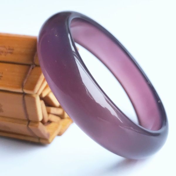 boutique emperor purple jade bracelet fashion elegant natural a goods violet jade bracelet high-end gift, Golden;silver
boutique emperor purple jade bracelet fashion elegant natural a goods violet jade bracelet high-end gift, Golden;silver