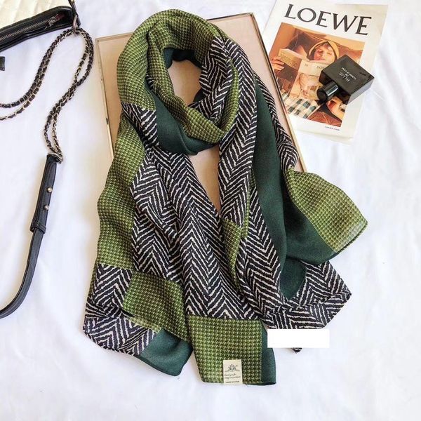 2020,peach design personality fashion men and women wear pure cashmere boutique shawl, dual-use soft, smooth warm scarf limited edition, Blue;gray
2020,peach design personality fashion men and women wear pure cashmere boutique shawl, dual-use soft, smooth warm scarf limited edition, Blue;gray