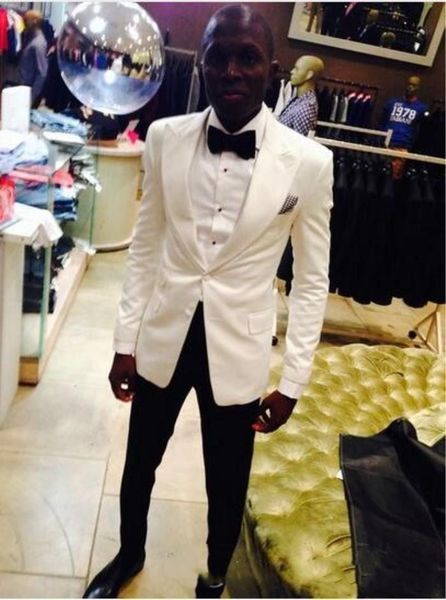 fashionable two buttons ivory groom tuxedos lapel groomsmen men blazers suits (jacket+pants+tie) no:391, White;black
fashionable two buttons ivory groom tuxedos lapel groomsmen men blazers suits (jacket+pants+tie) no:391, White;black