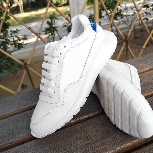 waterproof sneaker lightweight soles lace-up men women fashion wild casual shoes size 35-40 outdoor flats original packaging, Black
waterproof sneaker lightweight soles lace-up men women fashion wild casual shoes size 35-40 outdoor flats original packaging, Black