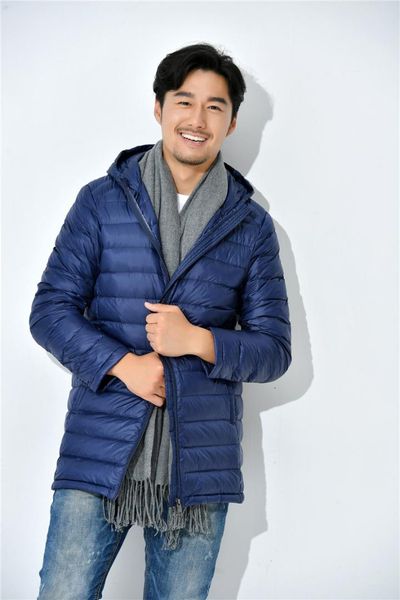 2019 new high-end warm fashion for men feather hooded down jacket pure color boutique mens feather down coat thin light jackets, Black
2019 new high-end warm fashion for men feather hooded down jacket pure color boutique mens feather down coat thin light jackets, Black