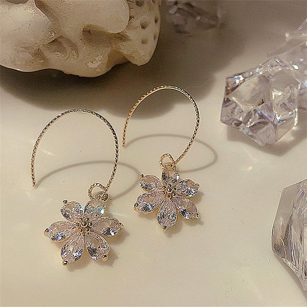 2020 new french retro earrings elegant temperament earhook crystal flower earrings female jewelry, Silver
2020 new french retro earrings elegant temperament earhook crystal flower earrings female jewelry, Silver