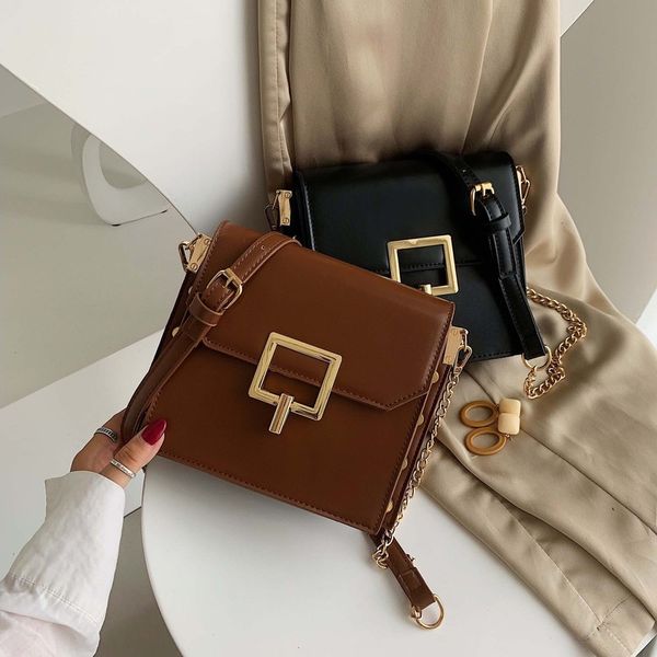 2019 new women's shoulder bags pu buckle western style small square bag retro messenger chain pouch
2019 new women's shoulder bags pu buckle western style small square bag retro messenger chain pouch