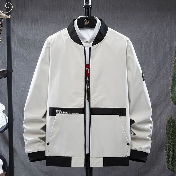 2020 men jacket spring autumn new stand collar cargo jacket handsome men clothing coat solid color zipper coat, Black;brown
2020 men jacket spring autumn new stand collar cargo jacket handsome men clothing coat solid color zipper coat, Black;brown