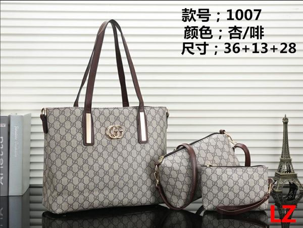 2019 Design Handbag Ladies Brand Totes Clutch Bag High Quality Classic Shoulder Bags Fashion Leather Hand Bags C000055
2019 Design Handbag Ladies Brand Totes Clutch Bag High Quality Classic Shoulder Bags Fashion Leather Hand Bags C000055