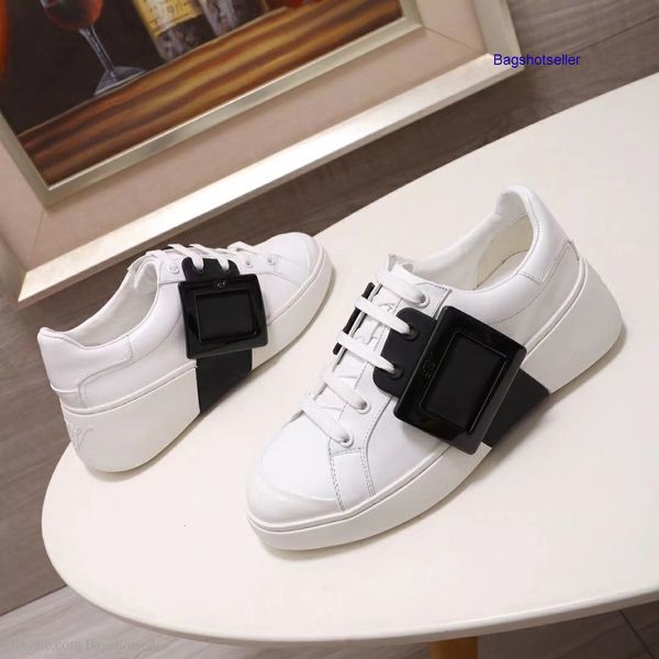 2019 new autumn and winter women running shoes casual ladies leather low help shoes wan1, Black;red
2019 new autumn and winter women running shoes casual ladies leather low help shoes wan1, Black;red