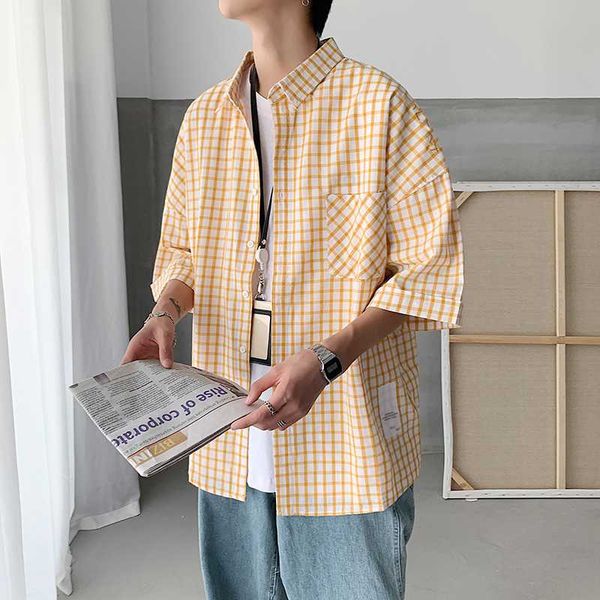 men's casual shirts 2021 summer men loose thin plaid print clothing polyester short sleeve fashion camisa masculina, White;black
men's casual shirts 2021 summer men loose thin plaid print clothing polyester short sleeve fashion camisa masculina, White;black