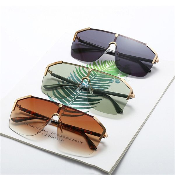 ttlife cool girl 2020 new luxury square sunglasses women vintage brand designe oversized sun glasses men female metal shade, White;black
ttlife cool girl 2020 new luxury square sunglasses women vintage brand designe oversized sun glasses men female metal shade, White;black