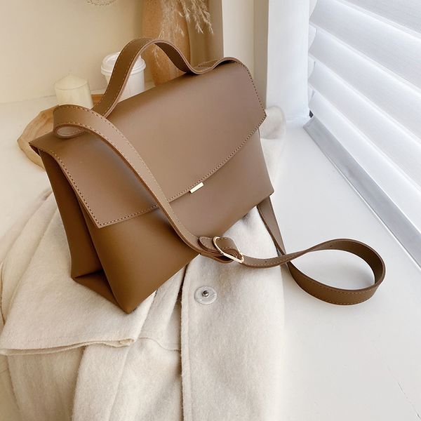 casual large capacity totes women handbags pu leather shoulder crossbody bag lady big purses female buckets sac
casual large capacity totes women handbags pu leather shoulder crossbody bag lady big purses female buckets sac