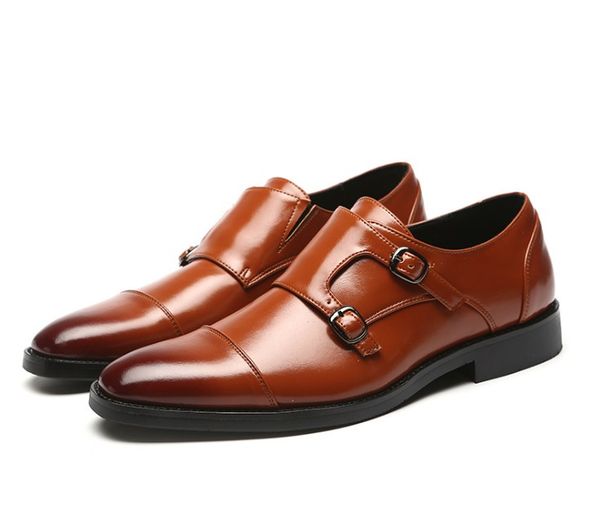 new newly men's quality patent leather shoes zapatos de hombre size black leather soft man dress shoes man flat classic oxford
new newly men's quality patent leather shoes zapatos de hombre size black leather soft man dress shoes man flat classic oxford