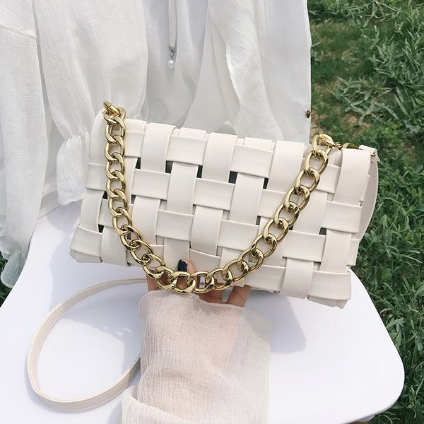 new design armpit bag elegant very nice chain handbag woven bag crossbody shoulder width 27cm height 14cm thickness 6cm
new design armpit bag elegant very nice chain handbag woven bag crossbody shoulder width 27cm height 14cm thickness 6cm