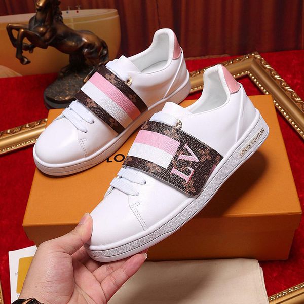 new limited edition women's and men's shoes low to help comfortable casual shoes, high-end fashion wild party men's sports sh, Black
new limited edition women's and men's shoes low to help comfortable casual shoes, high-end fashion wild party men's sports sh, Black