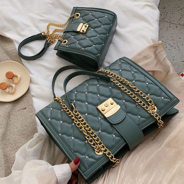 урожай crossbody женский tote bag 2020 новое качество кожа pu женщин сумки конструктора блокировки цепи плеча сумки
урожай crossbody женский tote bag 2020 новое качество кожа pu женщин сумки конструктора блокировки цепи плеча сумки