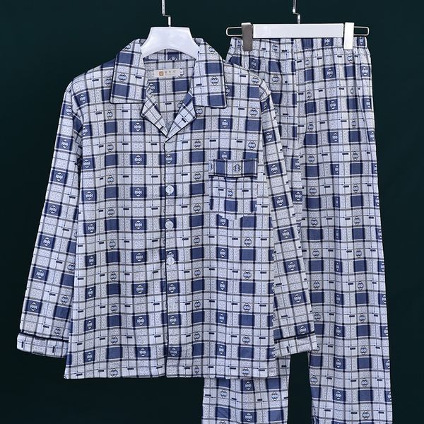 2020 spring and autumn thin long-sleeved trousers cardigan lapel men's home wear dad pajamas men pajama sets, Black;brown
2020 spring and autumn thin long-sleeved trousers cardigan lapel men's home wear dad pajamas men pajama sets, Black;brown