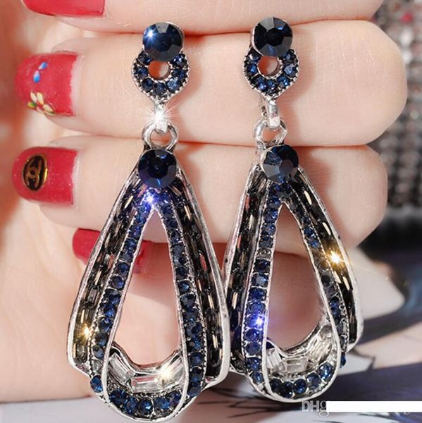 роскошные ювелирные изделия s925 стерлингового серебра иглы серьги каплевидной формы серьги кристалл блестит серьги для женщин горячая мода, Golden
роскошные ювелирные изделия s925 стерлингового серебра иглы серьги каплевидной формы серьги кристалл блестит серьги для женщин горячая мода, Golden