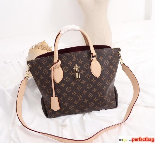 20fw new arrive wholesale fashion casual waterproof nylon shoulder bag yetc6
20fw new arrive wholesale fashion casual waterproof nylon shoulder bag yetc6