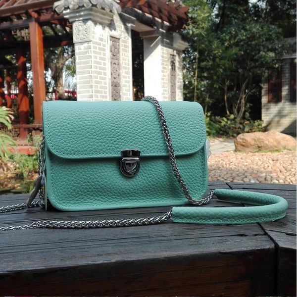 women real geniune leather cowhide mini shoulder bag flap square box elegant ladies all match bolsa feminina bag t200522
women real geniune leather cowhide mini shoulder bag flap square box elegant ladies all match bolsa feminina bag t200522