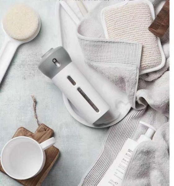 4 in 1 emul ion di pen er travel bottle et portable rotatale ub bottle et co metic leak proof toiletrie bottling pray bottle
4 in 1 emul ion di pen er travel bottle et portable rotatale ub bottle et co metic leak proof toiletrie bottling pray bottle