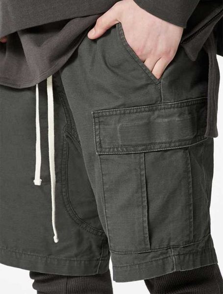 new 2020 fear of god essentials cargo shorts fog hin hop shorts summer beach basketball mens short pants best, White;black
new 2020 fear of god essentials cargo shorts fog hin hop shorts summer beach basketball mens short pants best, White;black