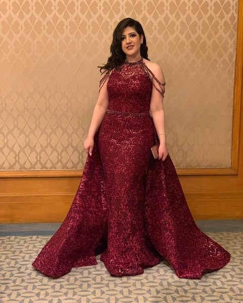 2020 арабского асо ebi burgundy роскошных кружева вечерних платьев русалка sexy пром платье vintage формальной партия второй приемные мантии, Black
2020 арабского асо ebi burgundy роскошных кружева вечерних платьев русалка sexy пром платье vintage формальной партия второй приемные мантии, Black
