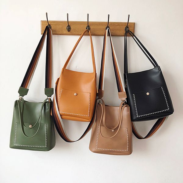 fashion wide stripe strap women buckets bag designer handbags luxury pu shoulder crossbody bag large totes lady composite purses
fashion wide stripe strap women buckets bag designer handbags luxury pu shoulder crossbody bag large totes lady composite purses